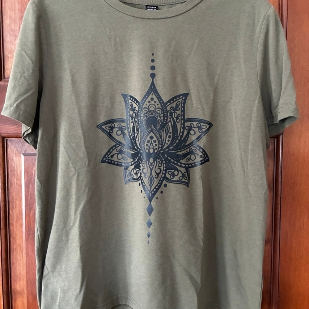 SHEIN Olive Mandala Tee